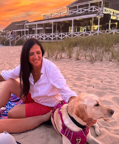 Antonella Bertello on the beach